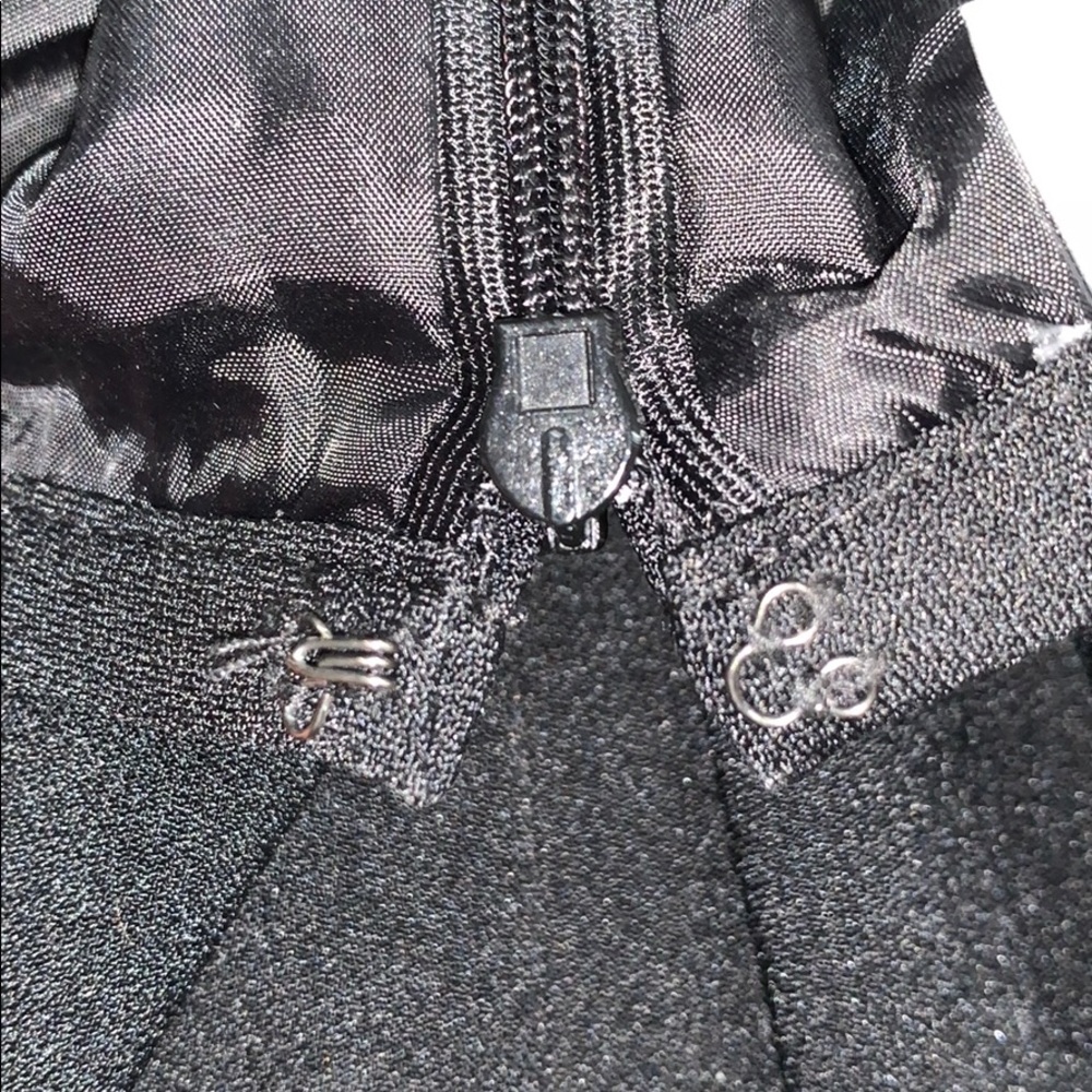 🖤Black skirt - Picture 3 of 3
